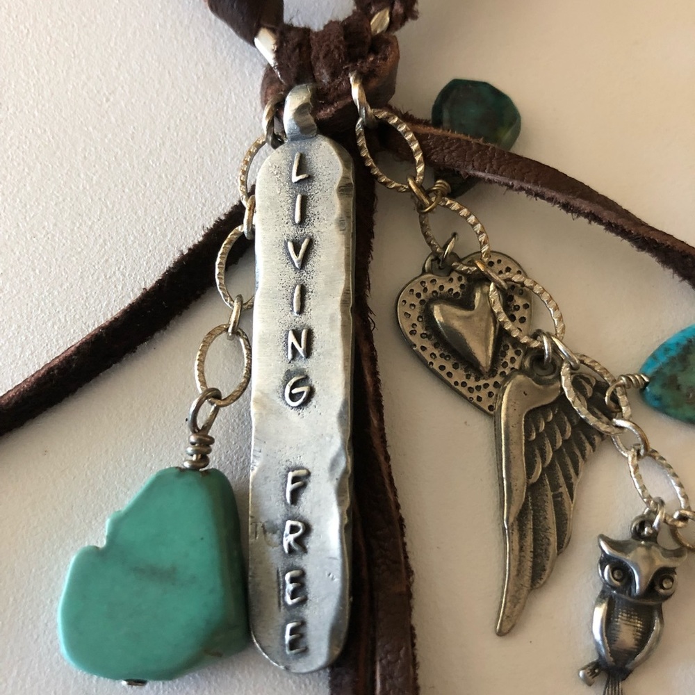 Boho charm necklace “living free”!